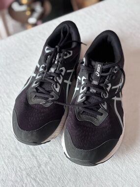 Men’s ASICS Gel Contend 8 Running Shoes Black Lace Up Size 10 1/2 Extra Wide